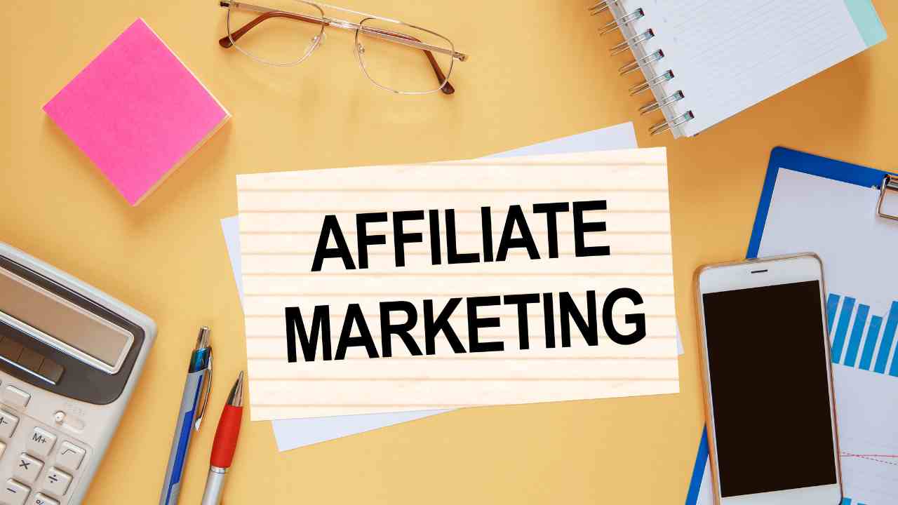 Affiliate Marketing in 2024: Still Effective?